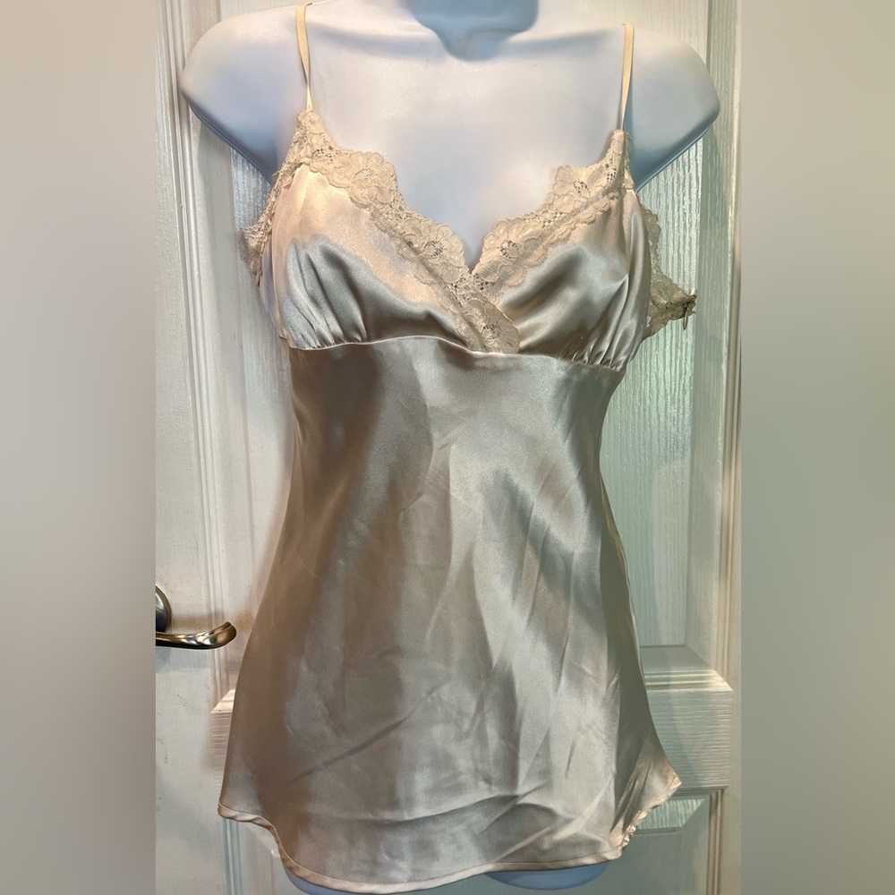 Y2K Rampage Cream Lace Trim Chemise
1A